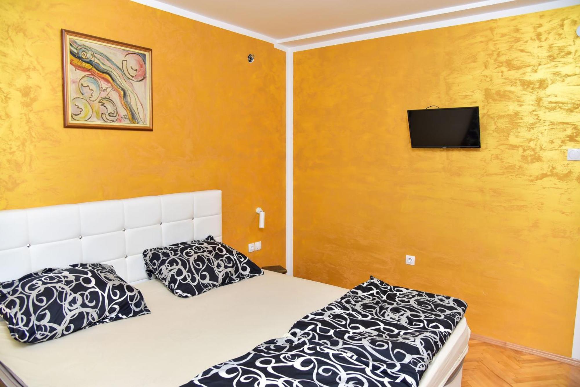 Goldi Apartman 巴尼西卢卡 外观 照片