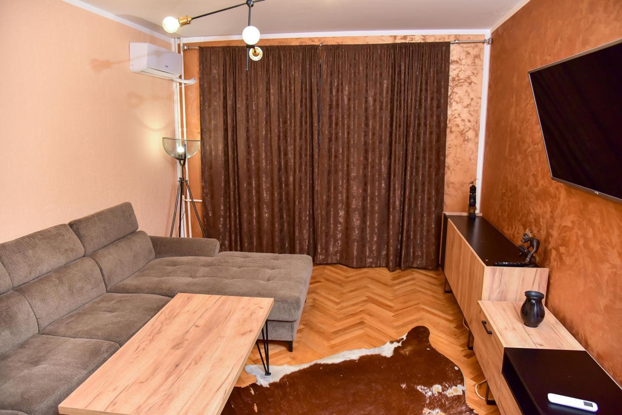 Goldi Apartman 巴尼西卢卡 外观 照片