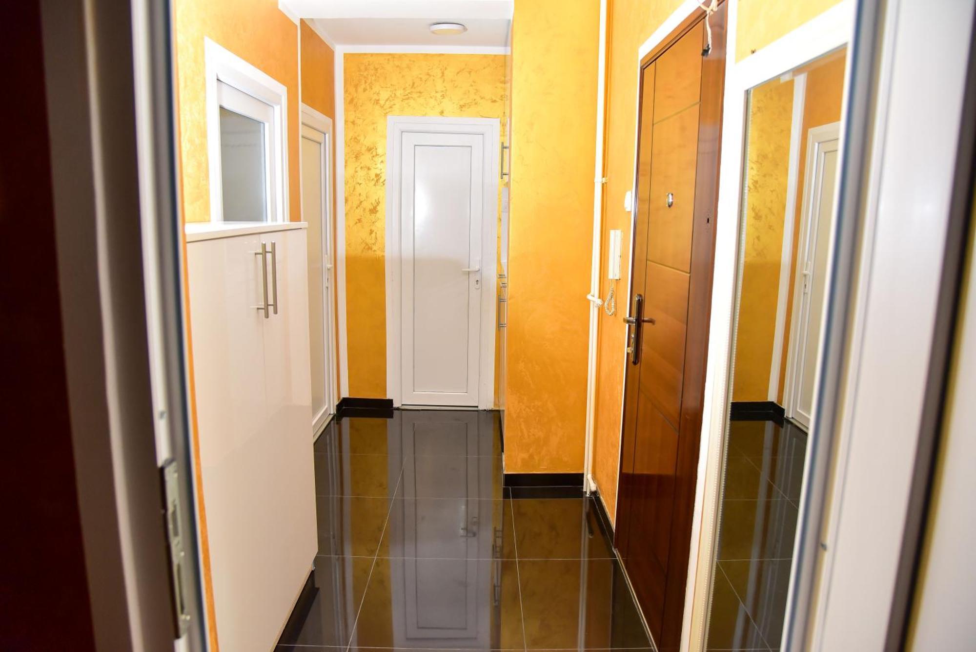 Goldi Apartman 巴尼西卢卡 外观 照片