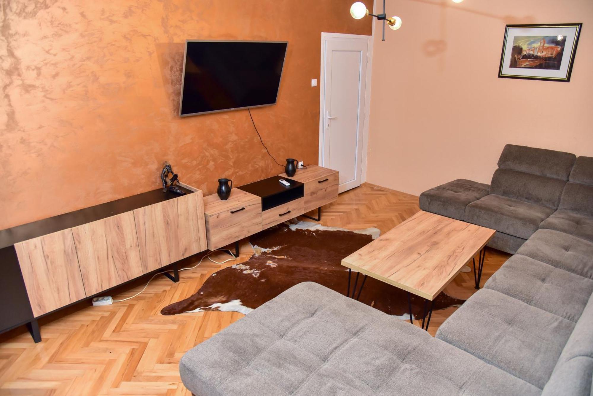 Goldi Apartman 巴尼西卢卡 外观 照片